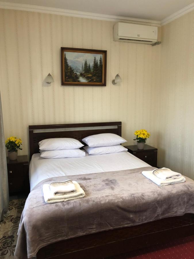 Otel 